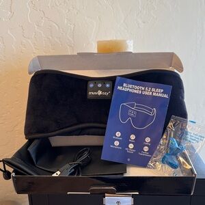 Black Bluetooth Sleep Mask with Headphones